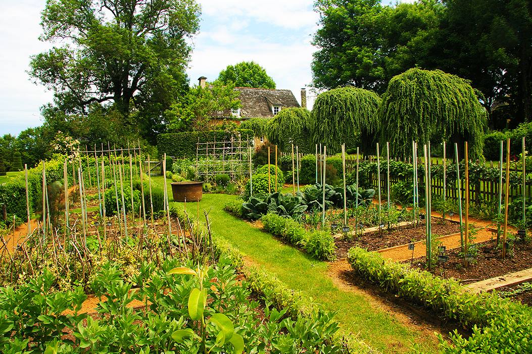 Le Jardin fleuriste et le Potager - Eyrignac et ses jardins : Eyrignac et  ses jardins