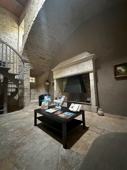 Espace détente - Salon Bibliothèque - Chambre d'hôtes de charme - Vers - Cahors - Lot