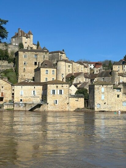 Charming bed and breakfast with pool with pool near vineyard - Lot - France