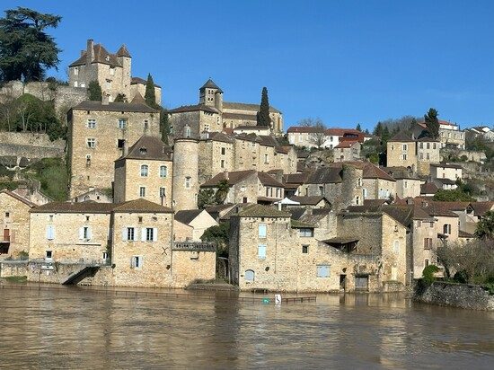 Puy-L'Eveque - Chambre d'hote de charme - Saint Cirq Lapopie - Lot