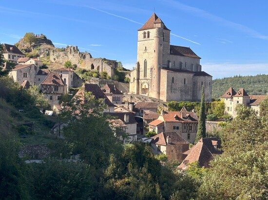 Saint Cirq Lapopie - Romantic Hotel with pool near vineyard - Lot - France