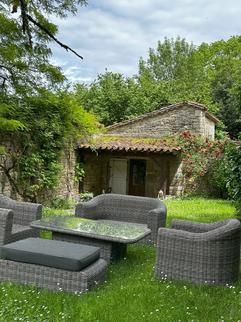 Détente et Sérénité dans le Parc de 1,4 hectare - Chambre d'hôtes de charme - Vers - Cahors - Lot